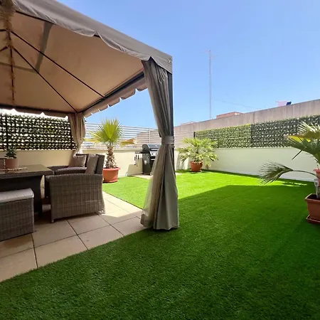 Piso Con Terraza A 5 Min Del Mar Apartamento