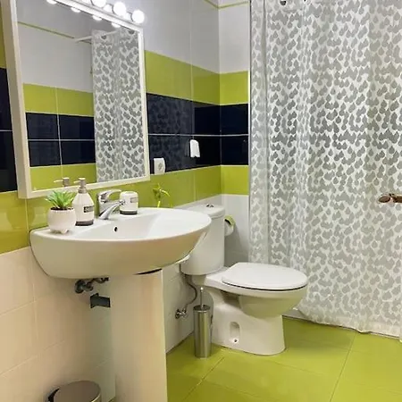 Piso Con Terraza A 5 Min Del Mar Apartment *