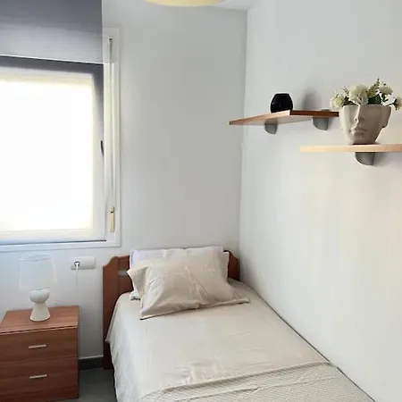 Piso Con Terraza A 5 Min Del Mar Apartment