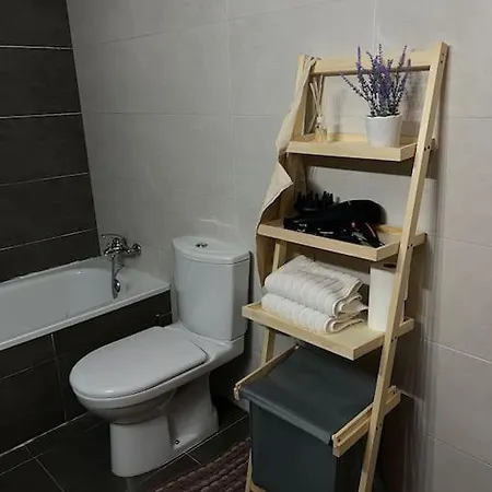Piso Con Terraza A 5 Min Del Mar *