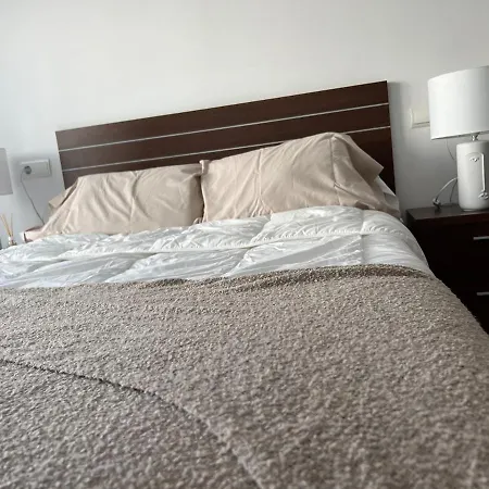 Piso Con Terraza A 5 Min Del Mar Apartment